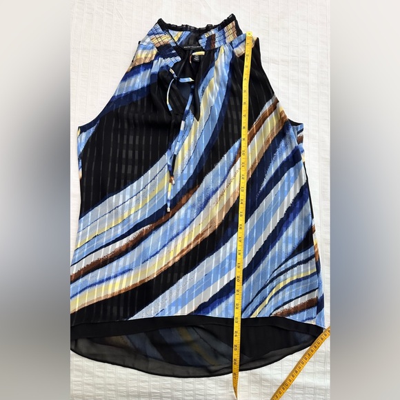 NWOT White House Black Market - Sleeves Lined Tie Front Top Size XS - Picture 7 of 8